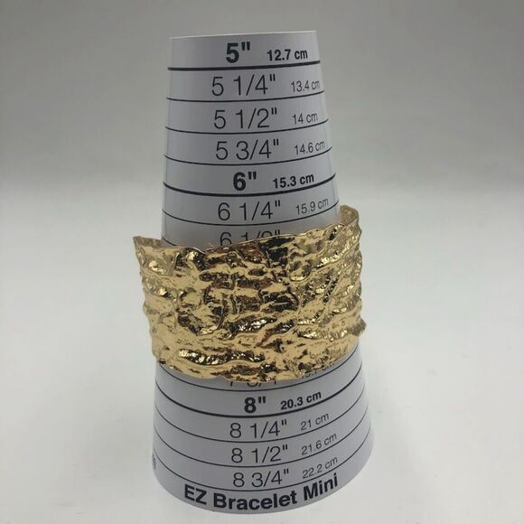 18K Gold Plated Women's Cuff Bracelet Crinkled Look Waterproof Hypoallergenic - Picture 7 of 7